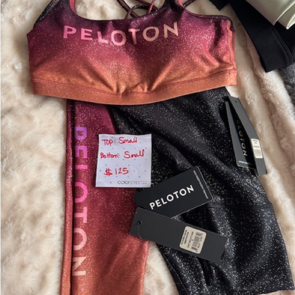 Peloton Women's Sparkle Sports Bra - Black and Pink